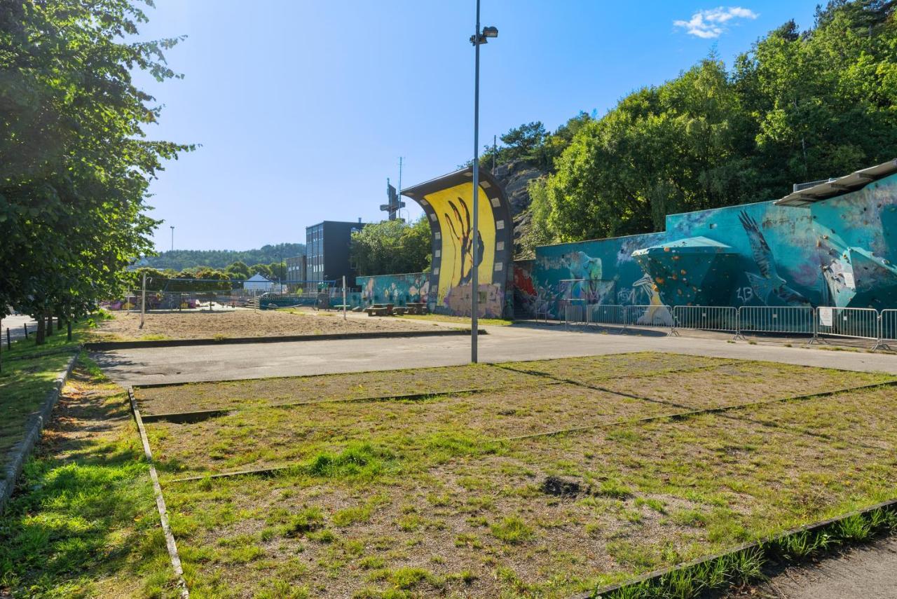Ny Og Sentral Leilighet Kristiansand Exterior foto